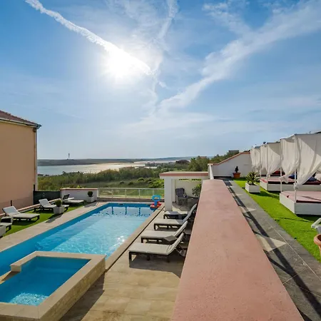 Melandura-2 By Interhome