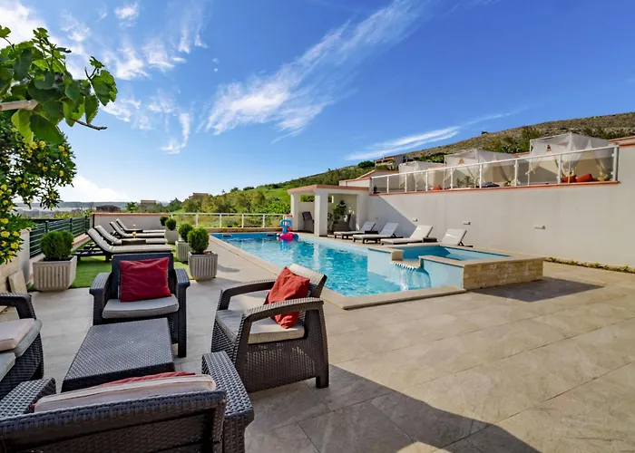 아파트 Melandura-2 By Interhome Dinjiška