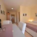 Melandura-2 By Interhome